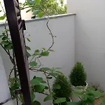 Apartman Mimi Veruda Porat *