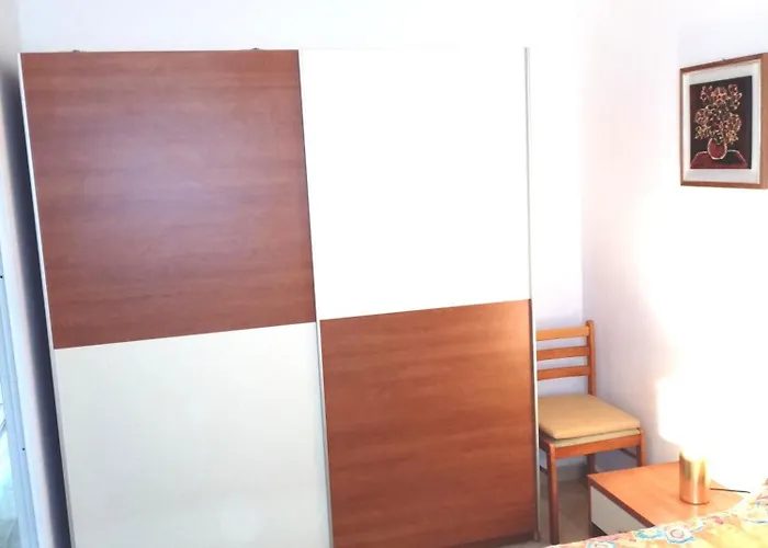 Apartament Mimi Veruda Porat *