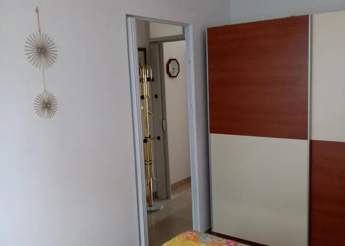 Apartament Mimi Veruda Porat *